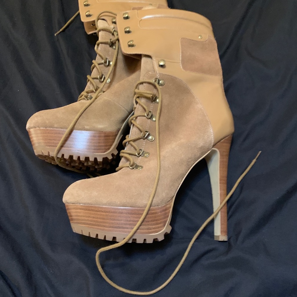 Bebe Yvette Tan Suede Lace Up Mid Calf Boots Sz 10